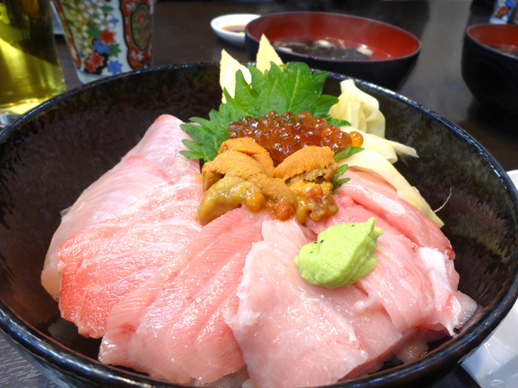 海鮮丼