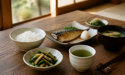 食事に合わせて淹れた棒茶の水色（すいしょく）